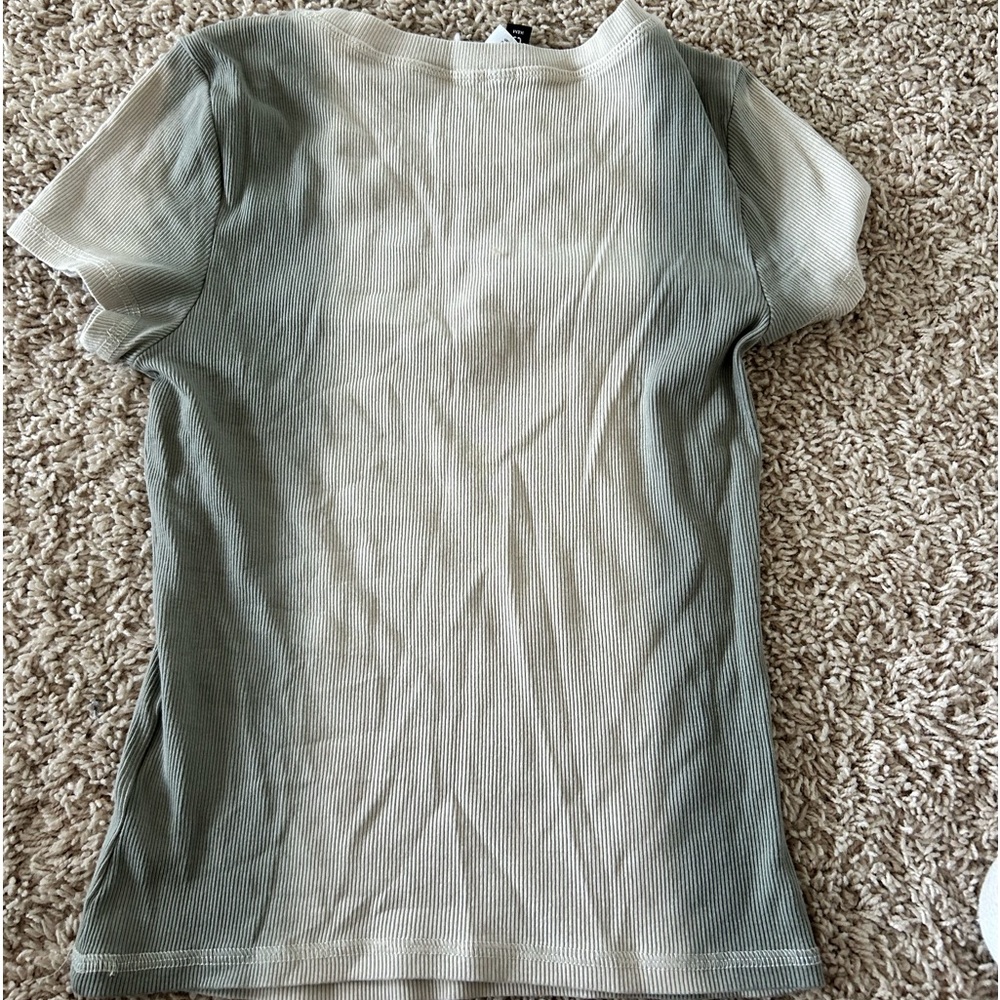 Top - Picture 2 of 2